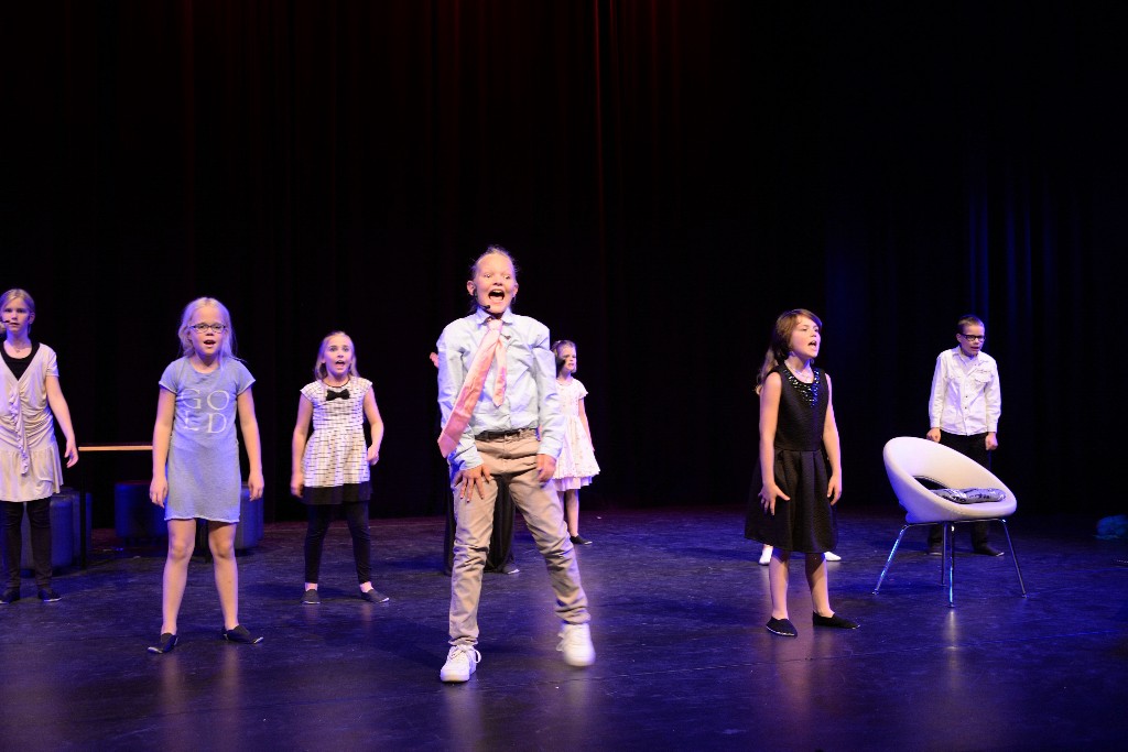 ../Images/Musical Nanny de Vries 246.jpg